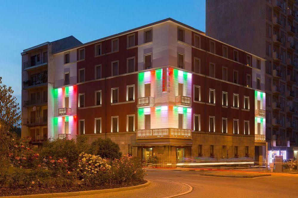 Hotel Londra Alessandria Exterior foto