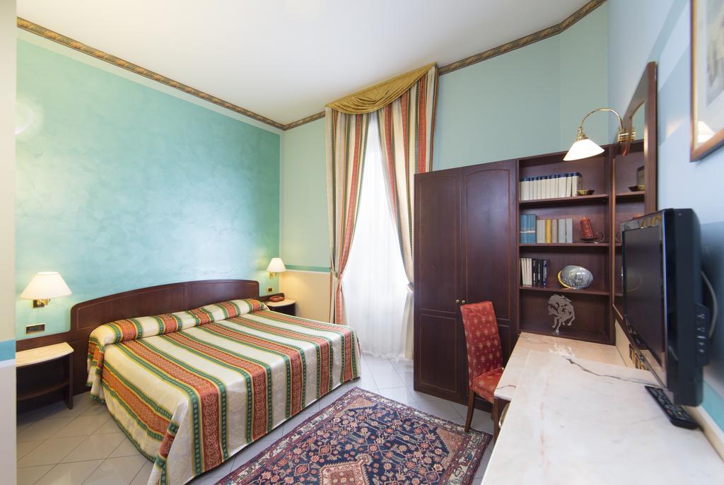 Hotel Londra Alessandria Zimmer foto